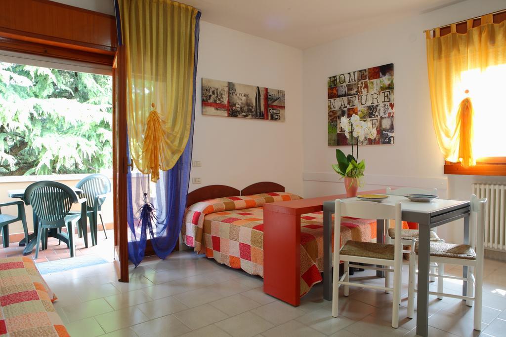 Residence La Madonnina Peschiera del Garda Room photo